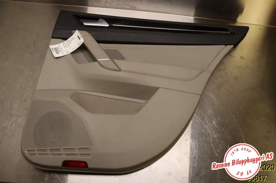 Dørtrekk høyre til VW Golf Sportsvan, 2014-2018  (VOLKSWAGEN|510867212AB)