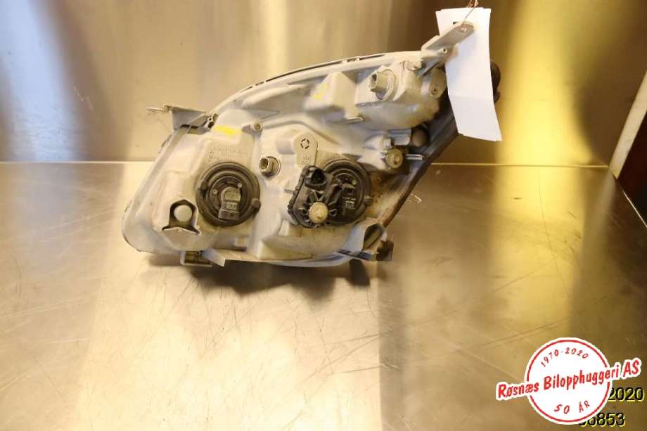 Frontlykt høyre halogen til Toyota Verso 2002-2004 (COROLLA) (COROLLA) (TOYOTA|)