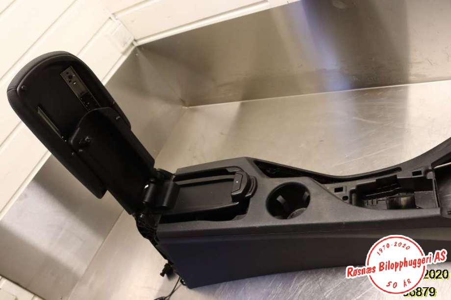 Sete armlene lokk til BMW X1 2009-2015 (E84) (E84) (BMW|51162993650|)