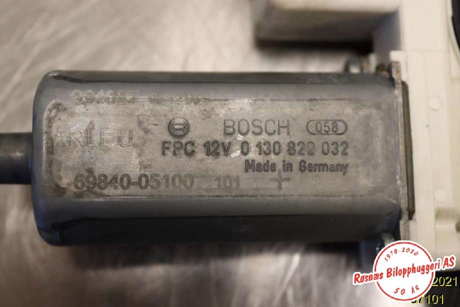 Ruteheis venstre til Toyota Avensis 2003-2008 (Type II)  (TOYOTA|69840-05100|)