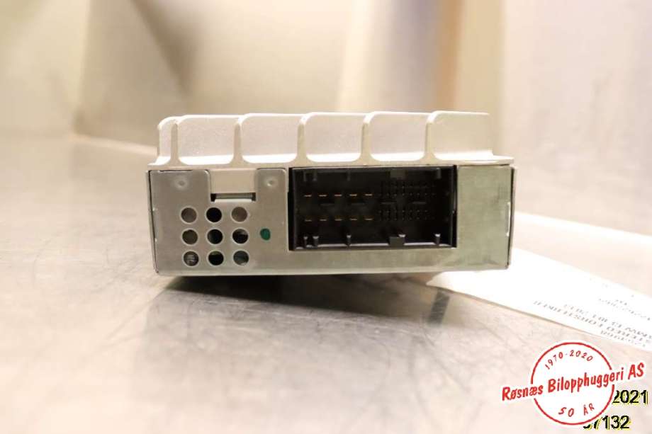 Bilstereo forsterker til BMW i3 2013-2022  (BMW|3254968|65122622869|2622869)