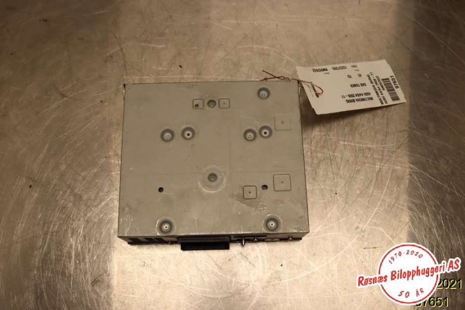Diverse deler til Audi A4 2007-2014 (Type IV) (B8) (B8) (AUDI|4G0 045 061 J|)