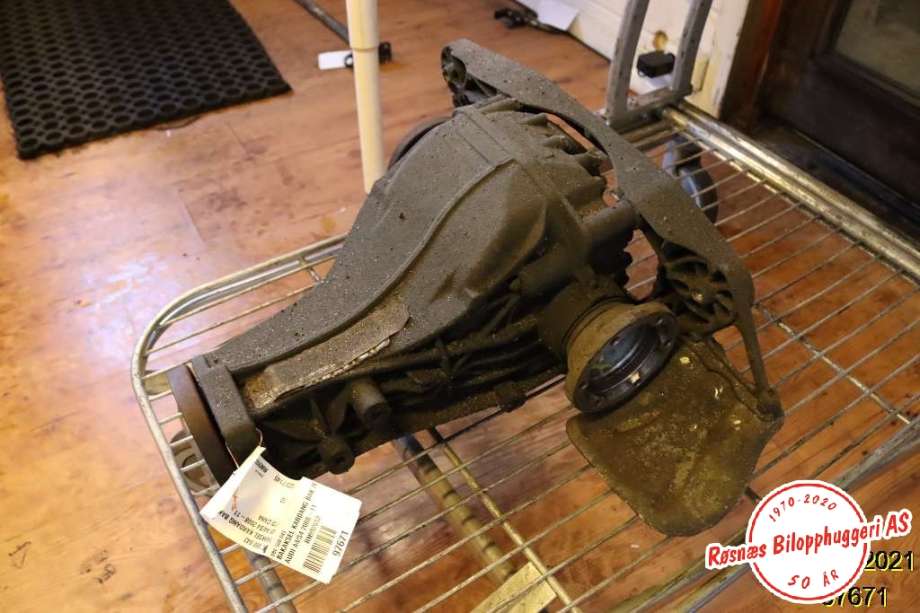 Kardang klokke bak til Audi A4 2007-2014 (Type IV) (B8) (B8) (AUDI|0BC 500 043||0BC 500 044 B)