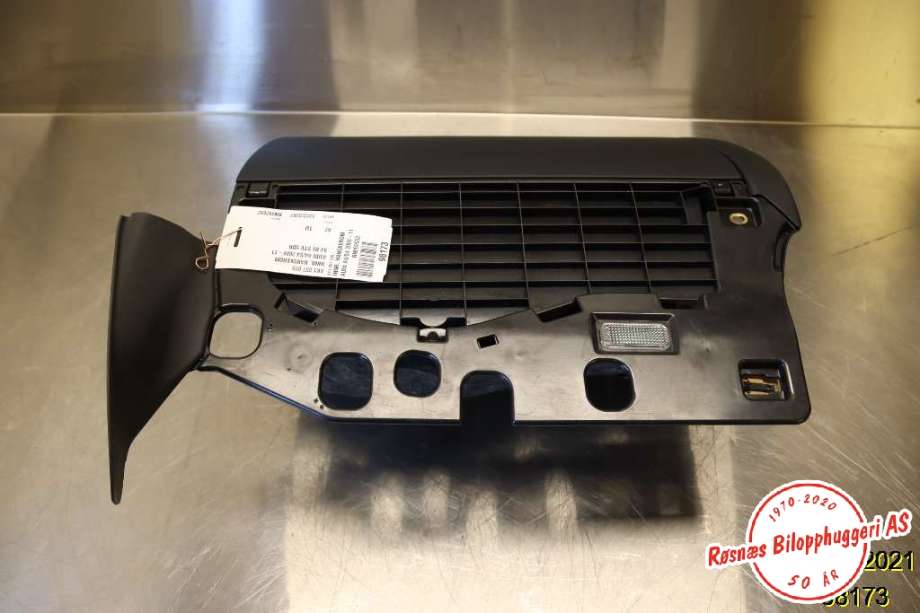 Hanskerom til Audi A4 2007-2014 (Type IV) (B8) (B8) (AUDI|8K1 857 035|)