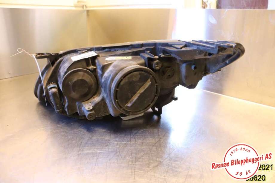 Frontlykt høyre halogen til Saab 9-3 2008-2011 (Type II, Fase 2) (SAAB|1EL 009 606-06|P12770144|)
