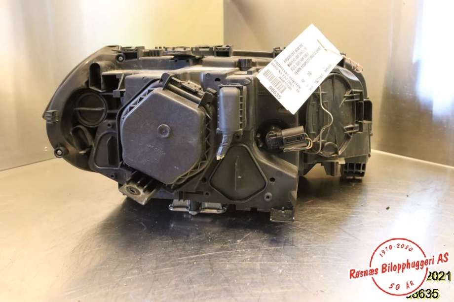 Frontlykt venstre xenon til BMW X3 2007-2010 (Fase 2) (E83) (E83) (BMW|63123456035|)
