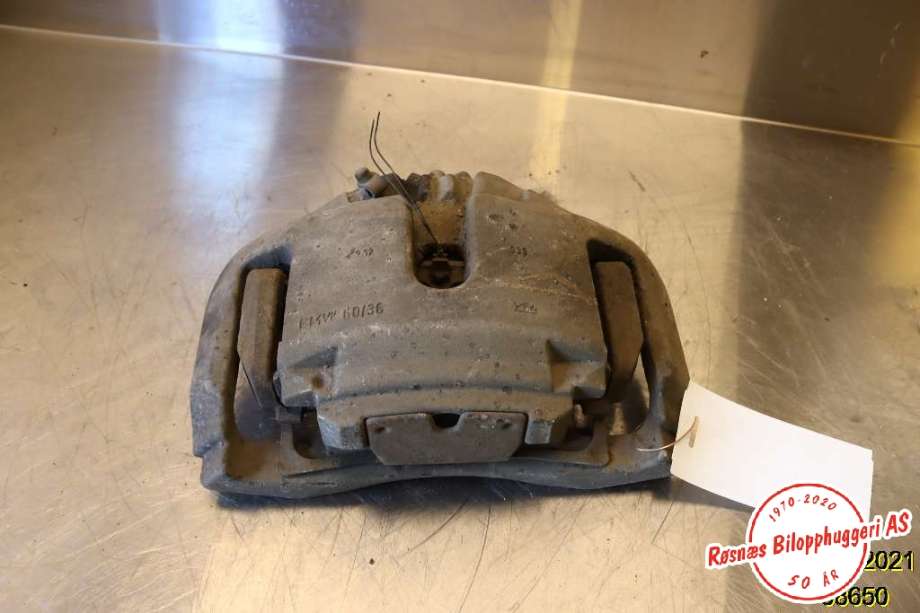 Bremsecaliper venstre foran til BMW 7-Serie 2009-2015 (F01/F02/F03/F04) (F01/F02/F03/F04) (BMW|34116786817|34116786820|)