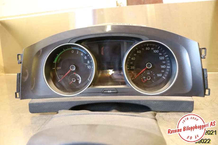 Speedometer til VW e-Golf 2014-2017 (Fase 1)  (VOLKSWAGEN|5GE 920 755A|)