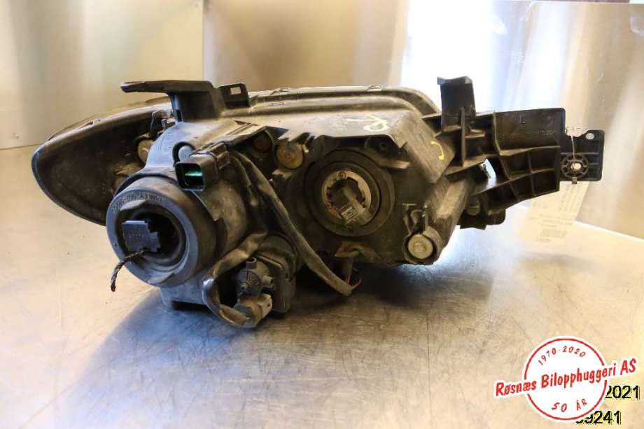 Frontlykt venstre halogen til Mitsubishi Outlander 2003-2006 (Type I) (MITSUBISHI|MN190170|)