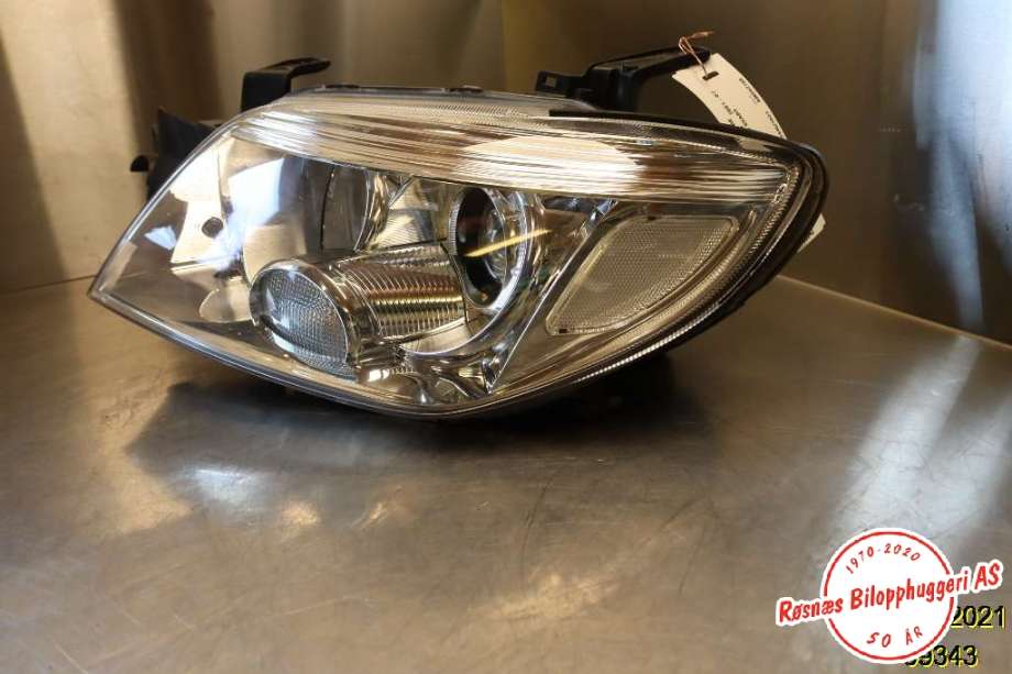 Frontlykt venstre halogen til Mitsubishi Outlander 2003-2006 (Type I)  (MITSUBISHI|8301A087|)