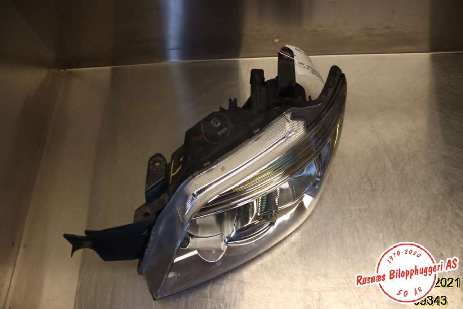 Frontlykt venstre halogen til Mitsubishi Outlander 2003-2006 (Type I)  (MITSUBISHI|8301A087|)