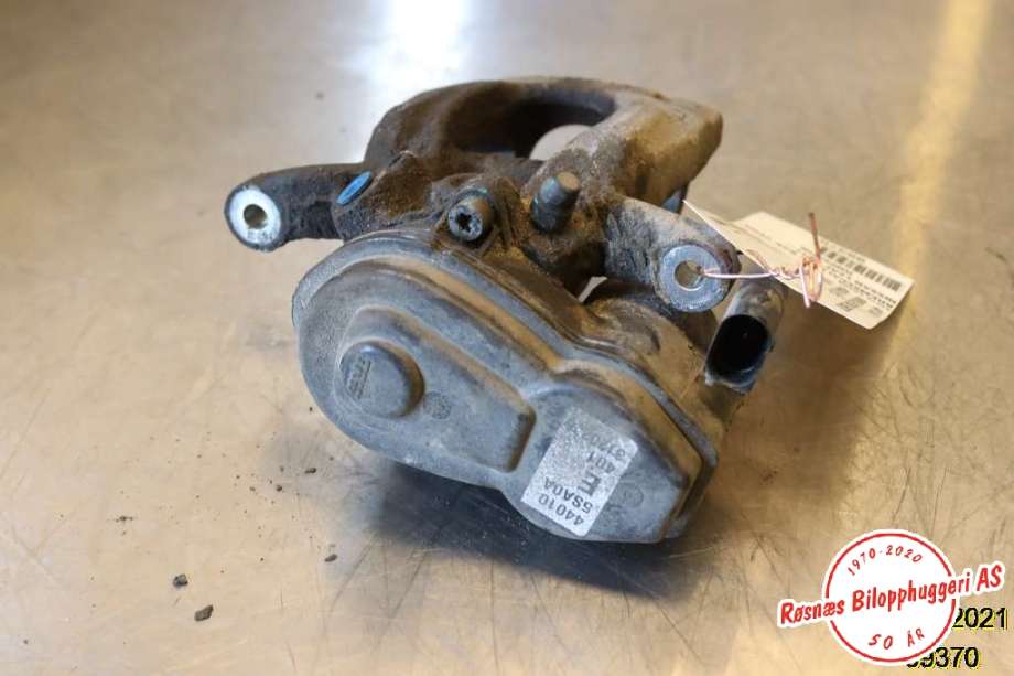Bremsecaliper venstre bak til Nissan Leaf 2018-->> (Type II)  (NISSAN|44010 5SA0A|)