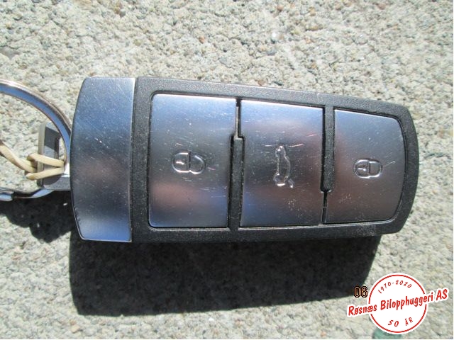 Nøkkel til VW Passat, 2011-2015 (B7) (B7) (VOLKSWAGEN|)