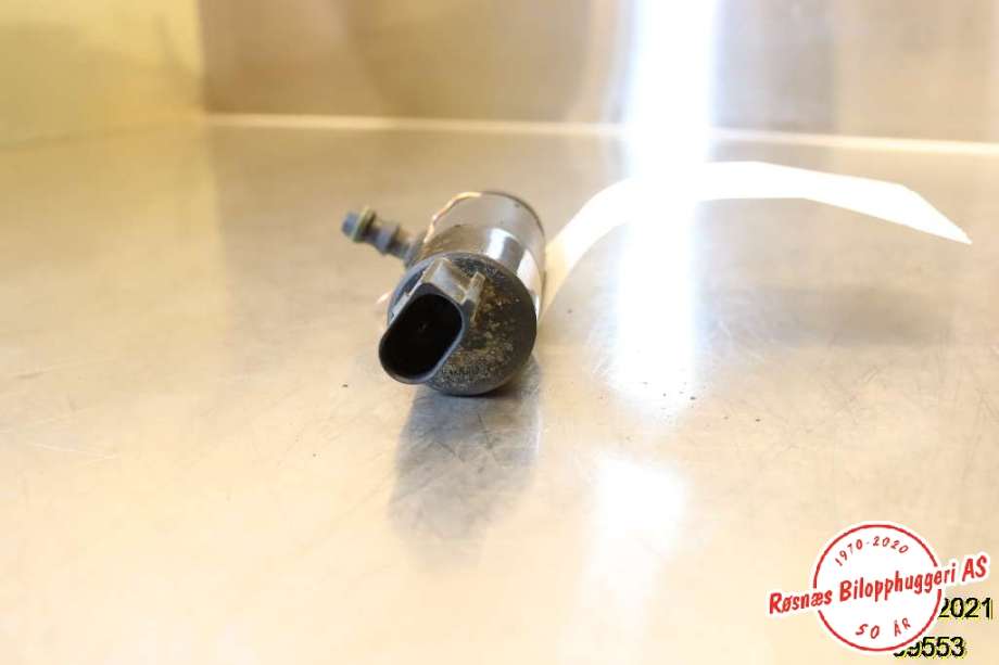 Spylerpumpe foran til BMW 7-Serie 2000-2008 (E65/E66/E67/E88) (E65/E66/E67/E88) (BMW|67.12-8 377 612|)