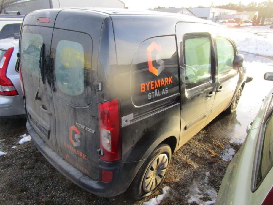 Mercedes Citan 2012-2021 (W415) (W415), Motorkode: K9K B6, Girkassekode: 