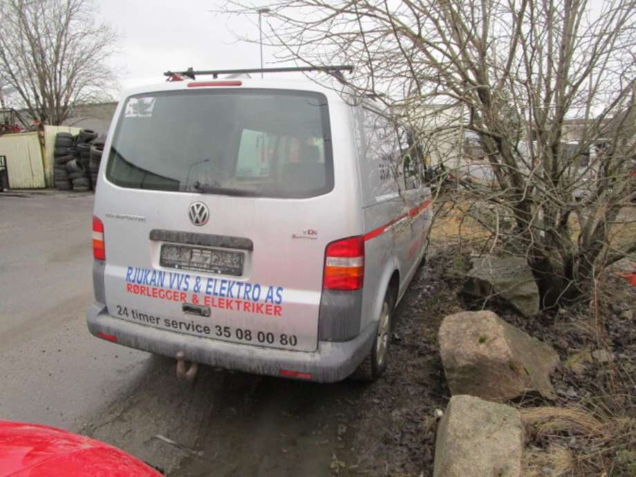 VW Transporter / Caravelle 2003-2009 (Fase 1) (T5) (T5), Motorkode: BNZ, Girkassekode: 