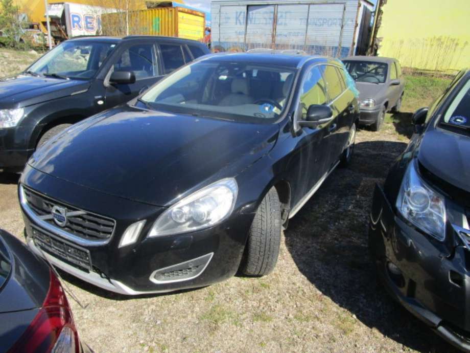 Volvo V60 2010-2013 (Type I, Fase 1) , Motorkode: D4162T, Girkassekode: 