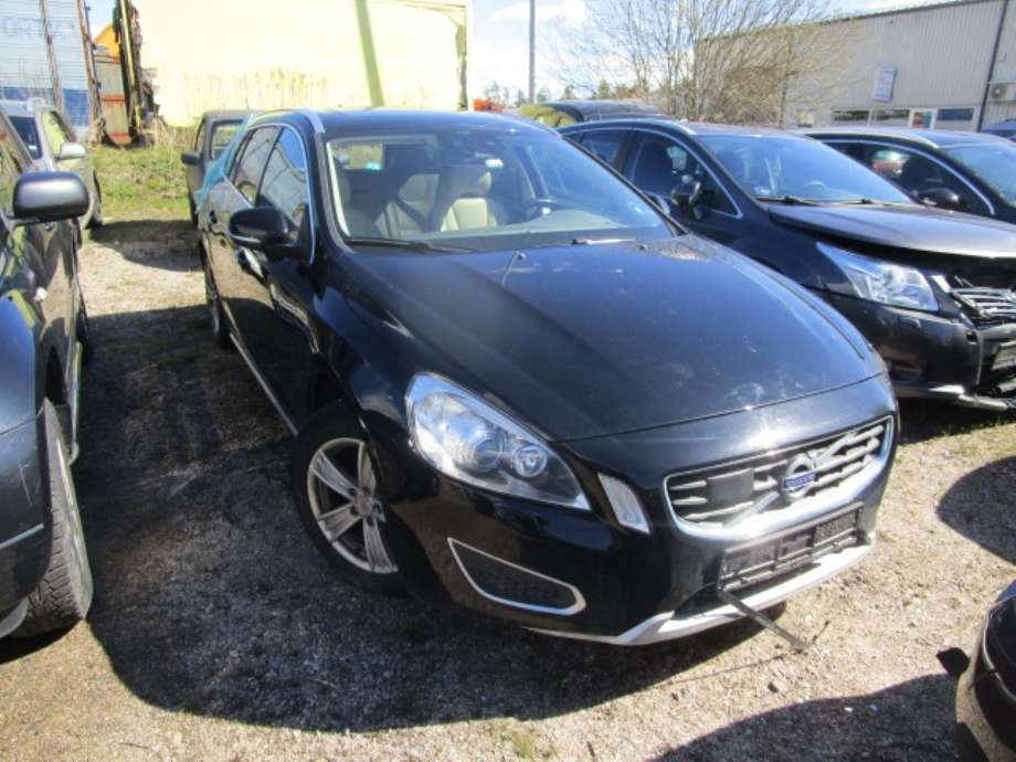 Volvo V60 2010-2013 (Type I, Fase 1) , Motorkode: D4162T, Girkassekode: 