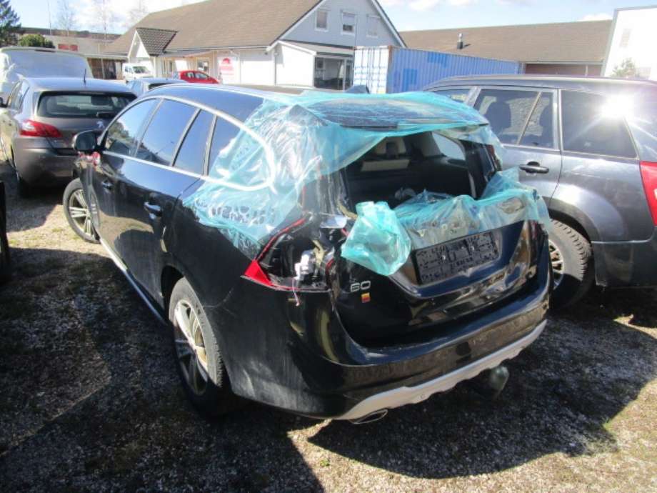 Volvo V60 2010-2013 (Type I, Fase 1) , Motorkode: D4162T, Girkassekode: 