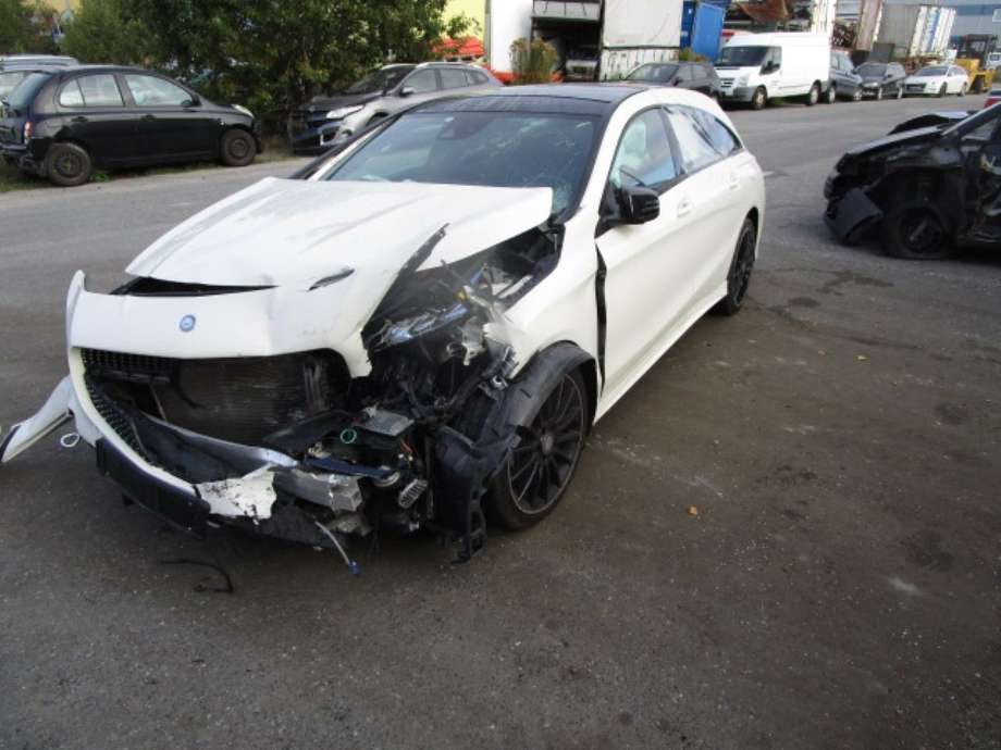 Mercedes CLA 2013-2019 (C117) (C117), Motorkode: 270910, Girkassekode: 