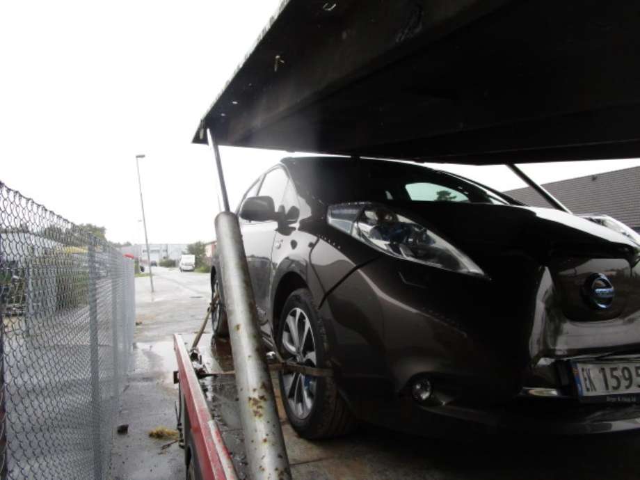 Nissan Leaf 2011-2017 (Type I) , Motorkode: EM57, Girkassekode: 