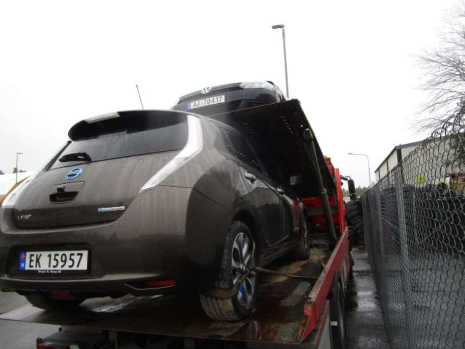 Nissan Leaf 2011-2017 (Type I) , Motorkode: EM57, Girkassekode: 