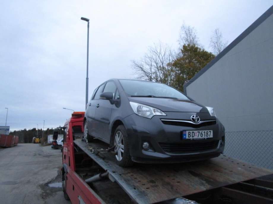Toyota Verso-S 2011-2015 (COMBI) (COMBI), Motorkode: 1NR-FE, Girkassekode: 