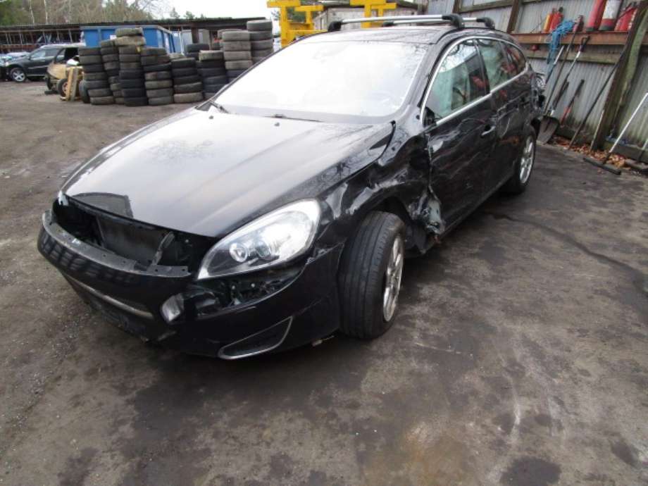 Volvo V60 2010-2013 (Type I, Fase 1) , Motorkode: D4162T, Girkassekode: 