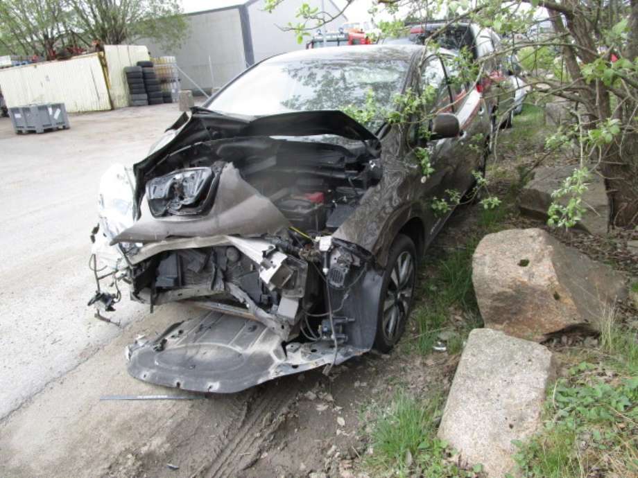 Nissan Leaf 2011-2017 (Type I) , Motorkode: EM57, Girkassekode: 