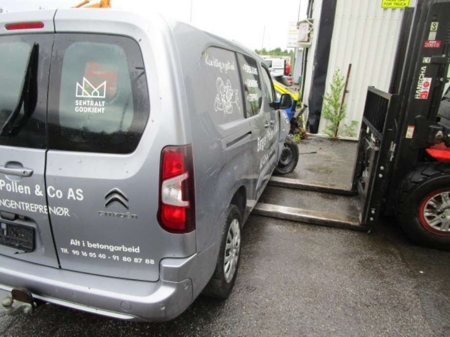 Citroën Berlingo 2019-->> (Type III) , Motorkode: YH01, Girkassekode: 