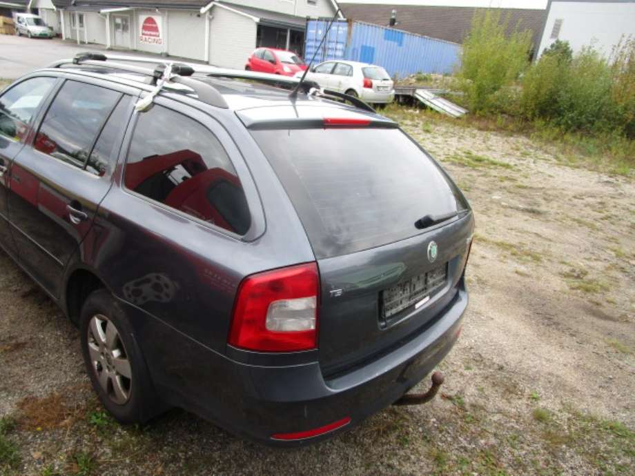 Škoda Octavia 2009-2013 (Type II, Fase 2) , Motorkode: CAX, Girkassekode: 