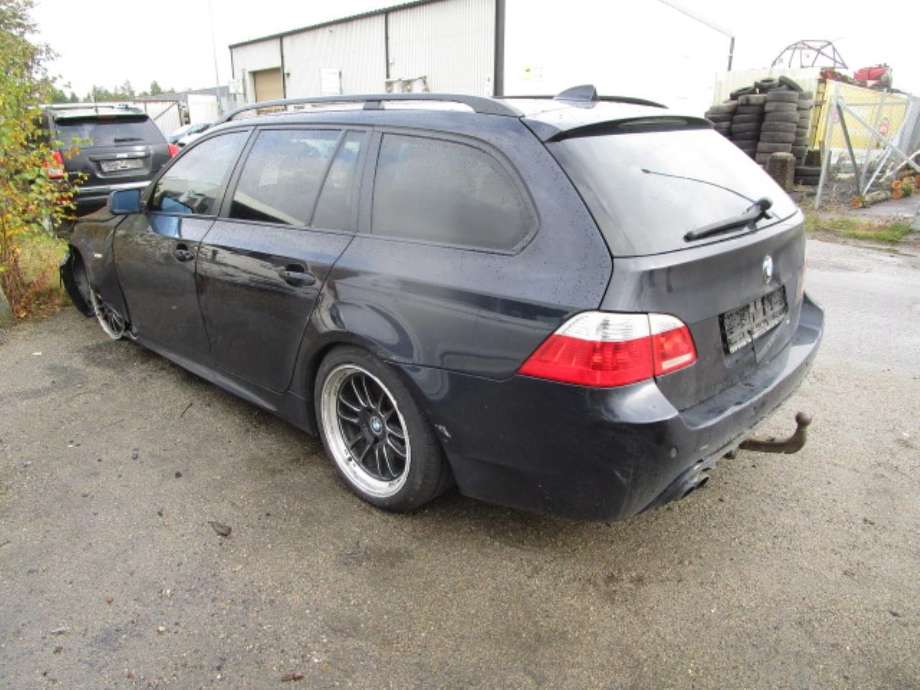 BMW 5-Serie 2003-2010 (E60/E61) (E60/E61), Motorkode: 256D2, Girkassekode: