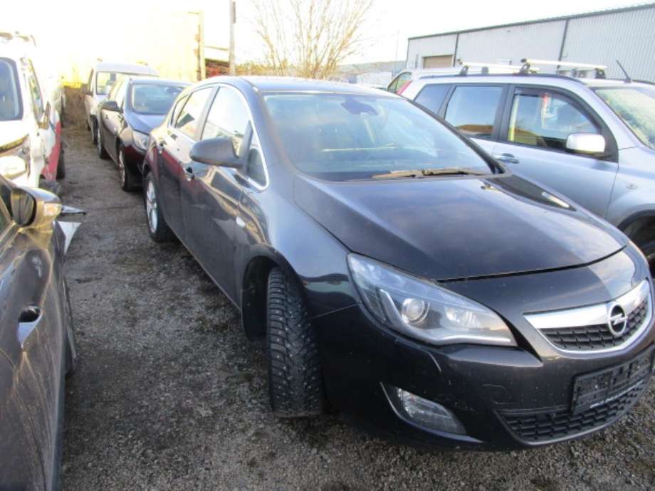 Opel Astra J 2010-2015 , Motorkode: A16XER, Girkassekode: 
