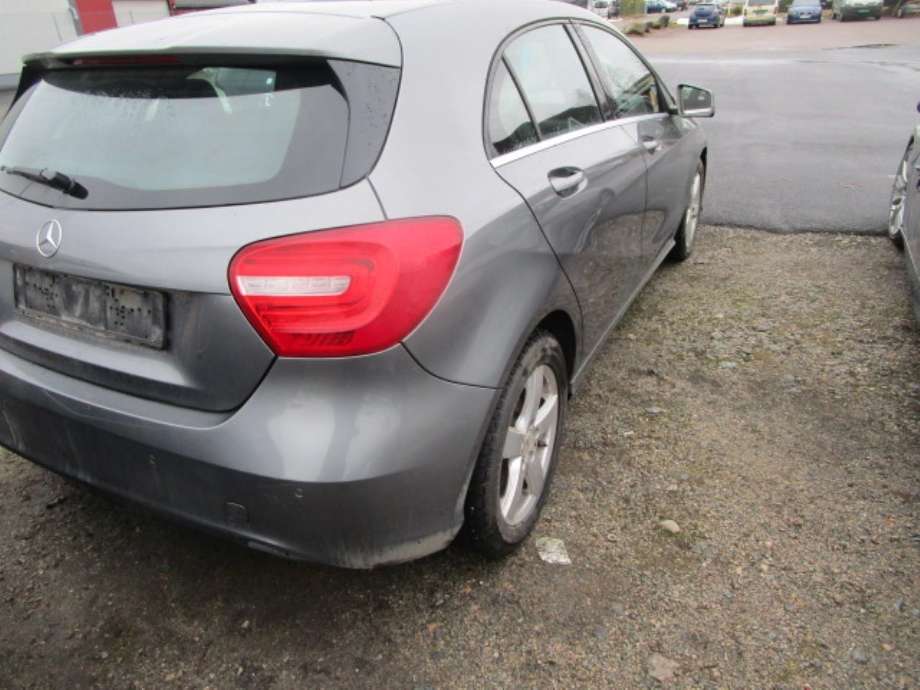 Mercedes A-Klasse 2012-2018 (W176) (W176), Motorkode: 270910, Girkassekode: 