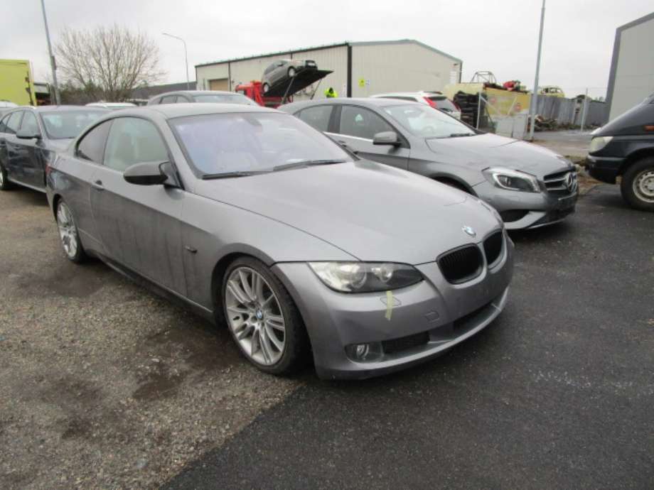 BMW 3-Serie 2005-2011 (E90/E91/E92/E93) (E90/E91/E92/E93), Motorkode: 306D3, Girkassekode: 