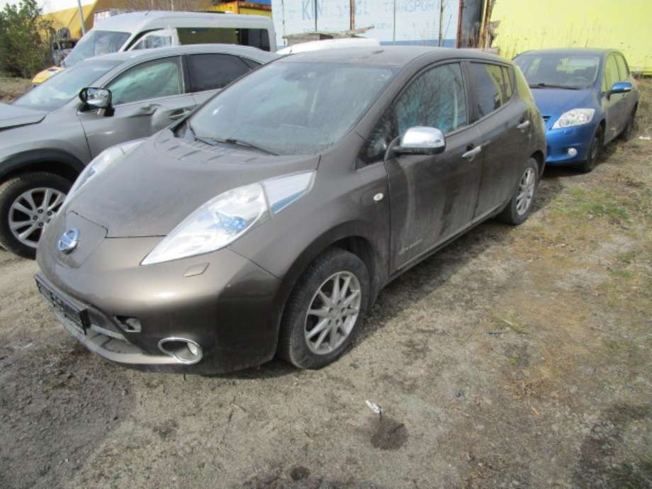 Nissan Leaf 2011-2017 (Type I) , Motorkode: EM57, Girkassekode: 