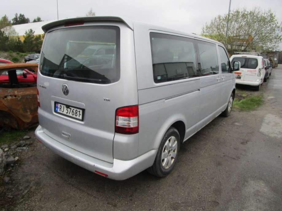 VW Transporter / Caravelle 2003-2009 (Fase 1) (T5) (T5), Motorkode: AXB, Girkassekode: 