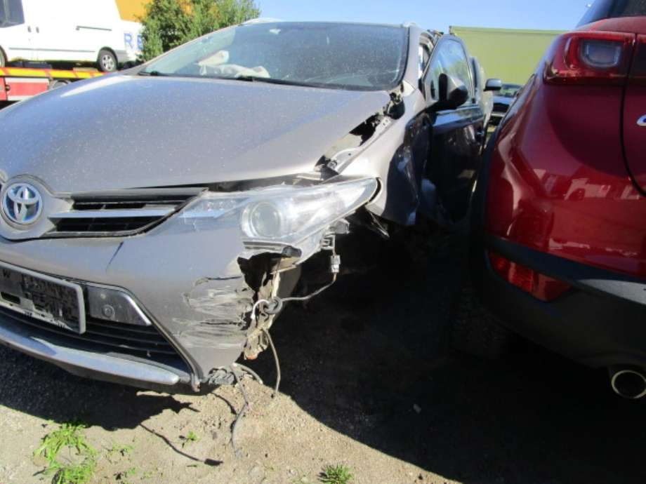 Toyota Auris 2015-2019 (Type II, Fase 2) , Motorkode: 2ZR-FXE, Girkassekode: 