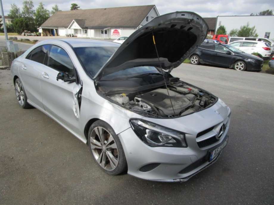 Mercedes CLA 2013-2019 (C117) (C117), Motorkode: 270910, Girkassekode: 