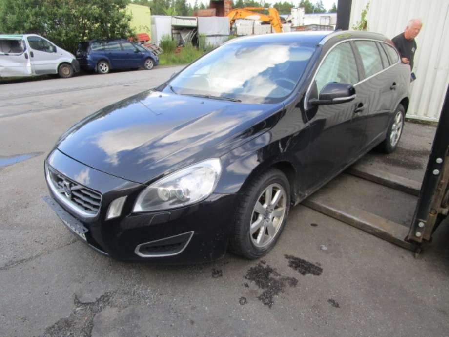 Volvo V60 2010-2013 (Type I, Fase 1) , Motorkode: D5204T2, Girkassekode: 