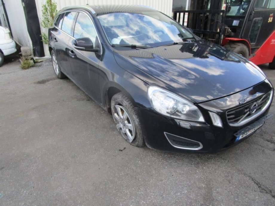 Volvo V60 2010-2013 (Type I, Fase 1) , Motorkode: D5204T2, Girkassekode: 
