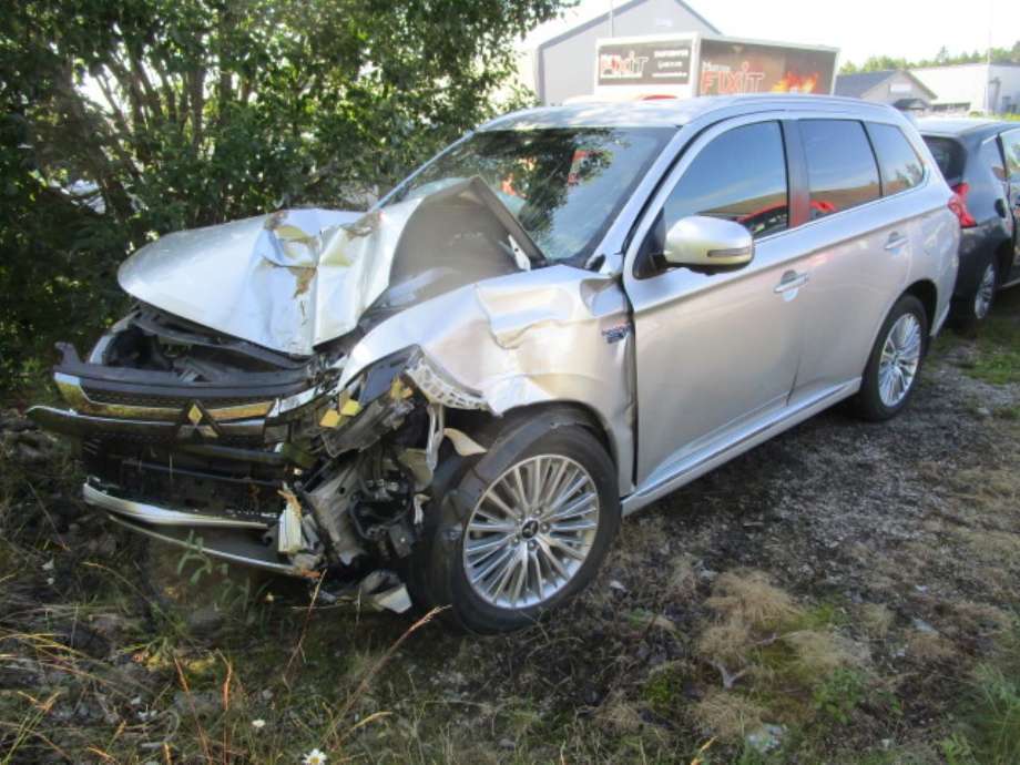 Mitsubishi Outlander, 2015->> (Type III, Fase 2)  delebil , Motorkode: 4B12|S61|Y61