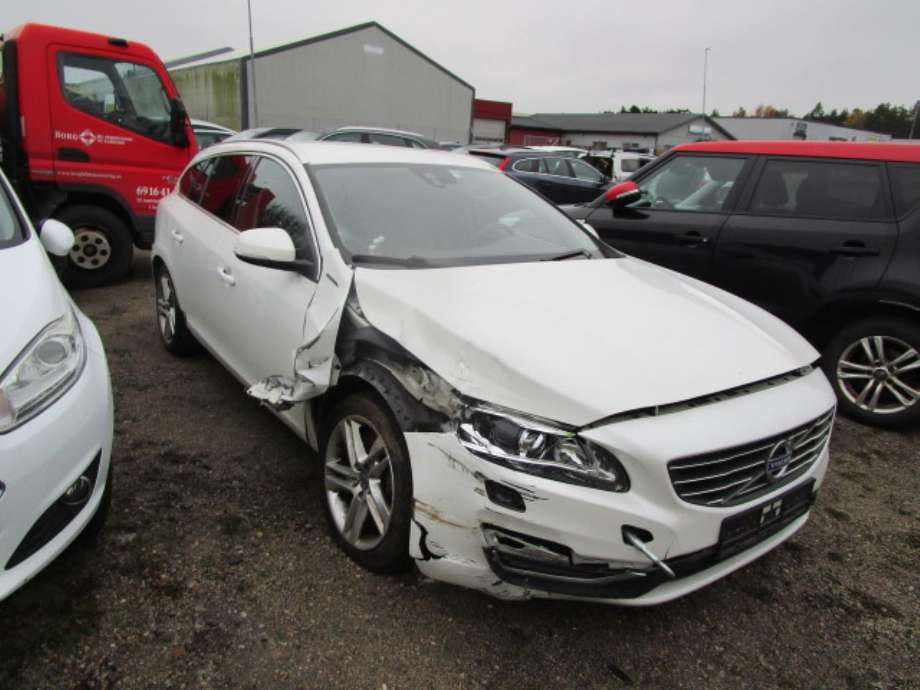 Volvo V60/V60 CC 2013-2018 (Type I, Fase 2) , Motorkode: D5244T17|VOLVO E1, Girkassekode: 
