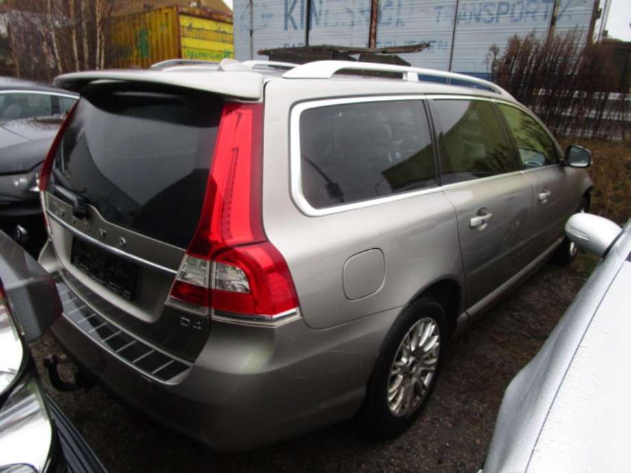 Volvo V70 2007-2013 (Type III, Fase 1) , Motorkode: D5204T3, Girkassekode: 