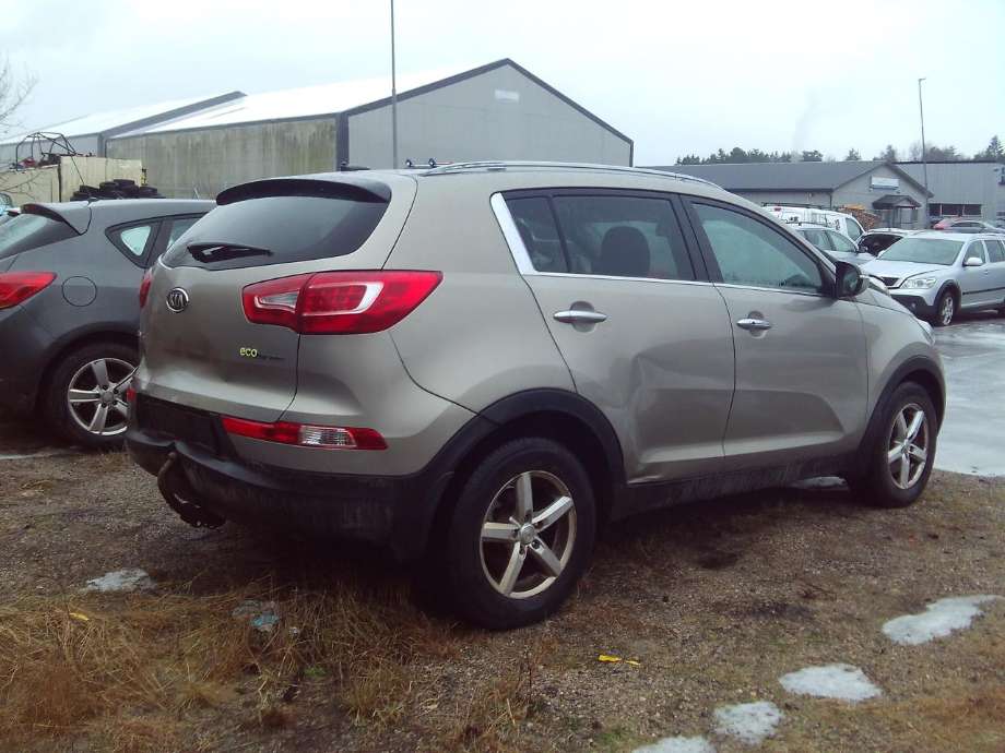 Kia Sportage 2010-2016 (Type III) , Motorkode: D4FD, Girkassekode: 