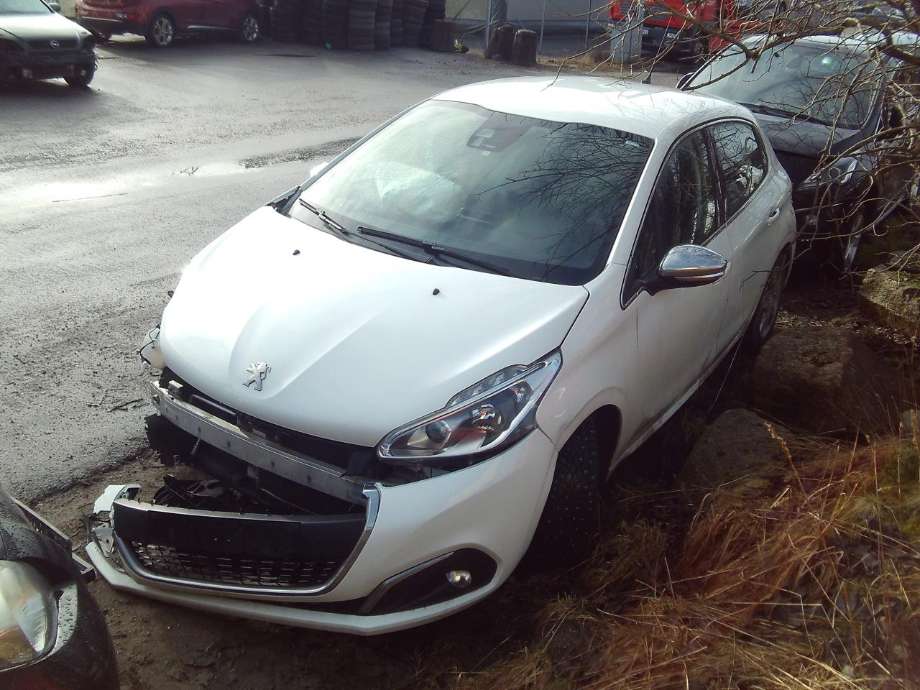 Peugeot 208 2012-2019 (Type I) , Motorkode: HM05, Girkassekode: 