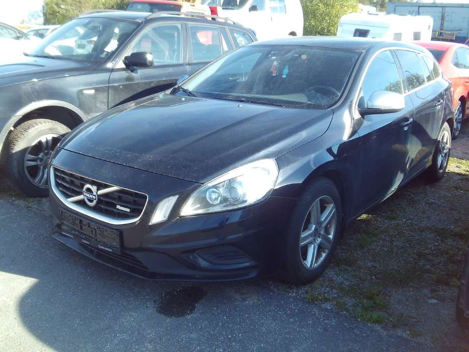 Volvo V60 2010-2013 (Type I, Fase 1) , Motorkode: D4162T, Girkassekode: 