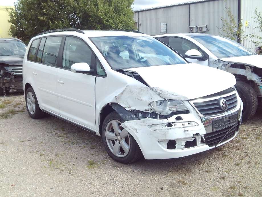 VW Touran 2007-2010 (Type I, Fase 2) , Motorkode: BLS, Girkassekode: 