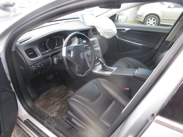 Volvo V60/V60 CC 2013-2018 (Type I, Fase 2) , Motorkode: D4162T, Girkassekode: 6-PSHIFT 2WD / MPS6