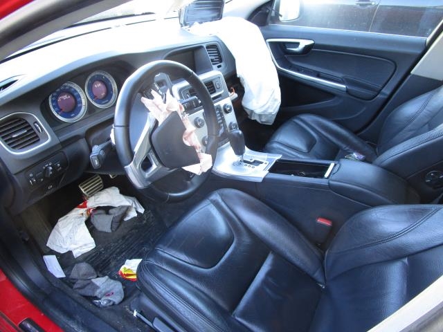 Volvo S60 2010-2014 (Type II, Fase 1) , Motorkode: D5204T2, Girkassekode:
